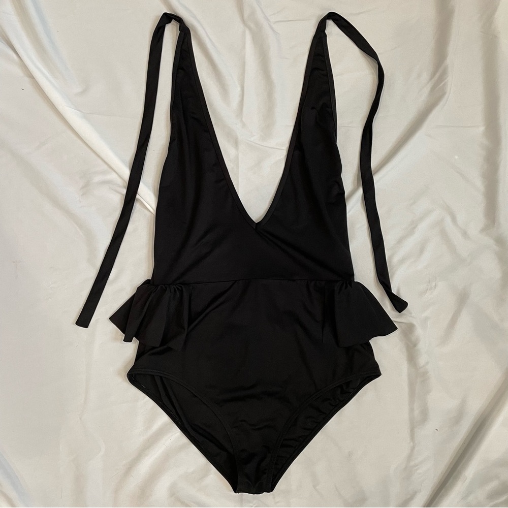 Zinke Peplum halter one piece swim sz Large